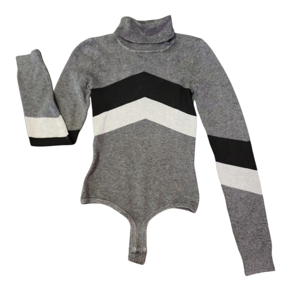 Revolve One Grey Day Minka Chevron Turtleneck Bodysuit Gray Black White Small - Picture 4 of 6